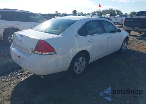2008 Chevrolet Impala Ls z USA, uszkodzony, nr VIN 2G1WB55K381205297